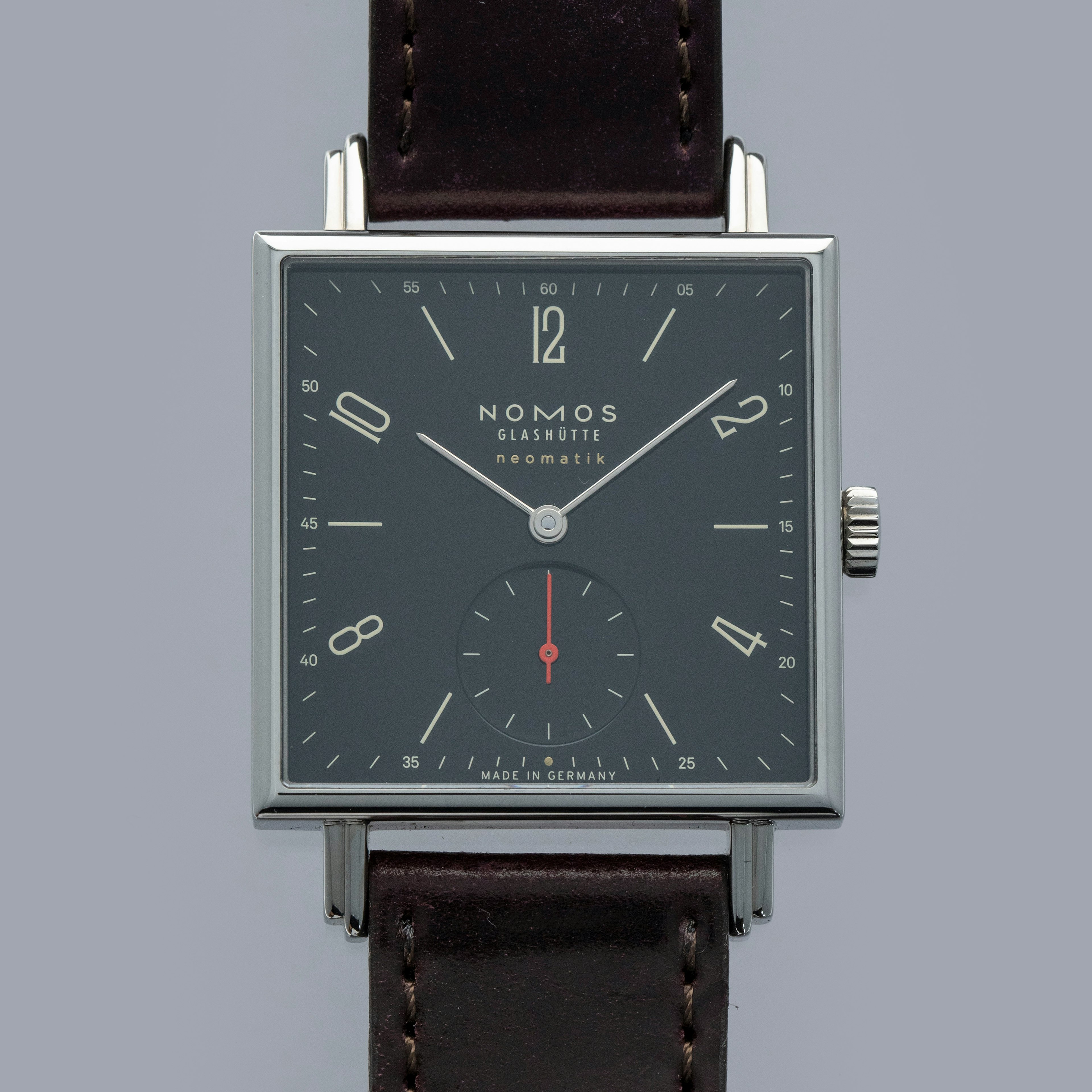 Thumbnail for Nomos Tetra Neomatik Black 175 Years Watchmaking 421.S4