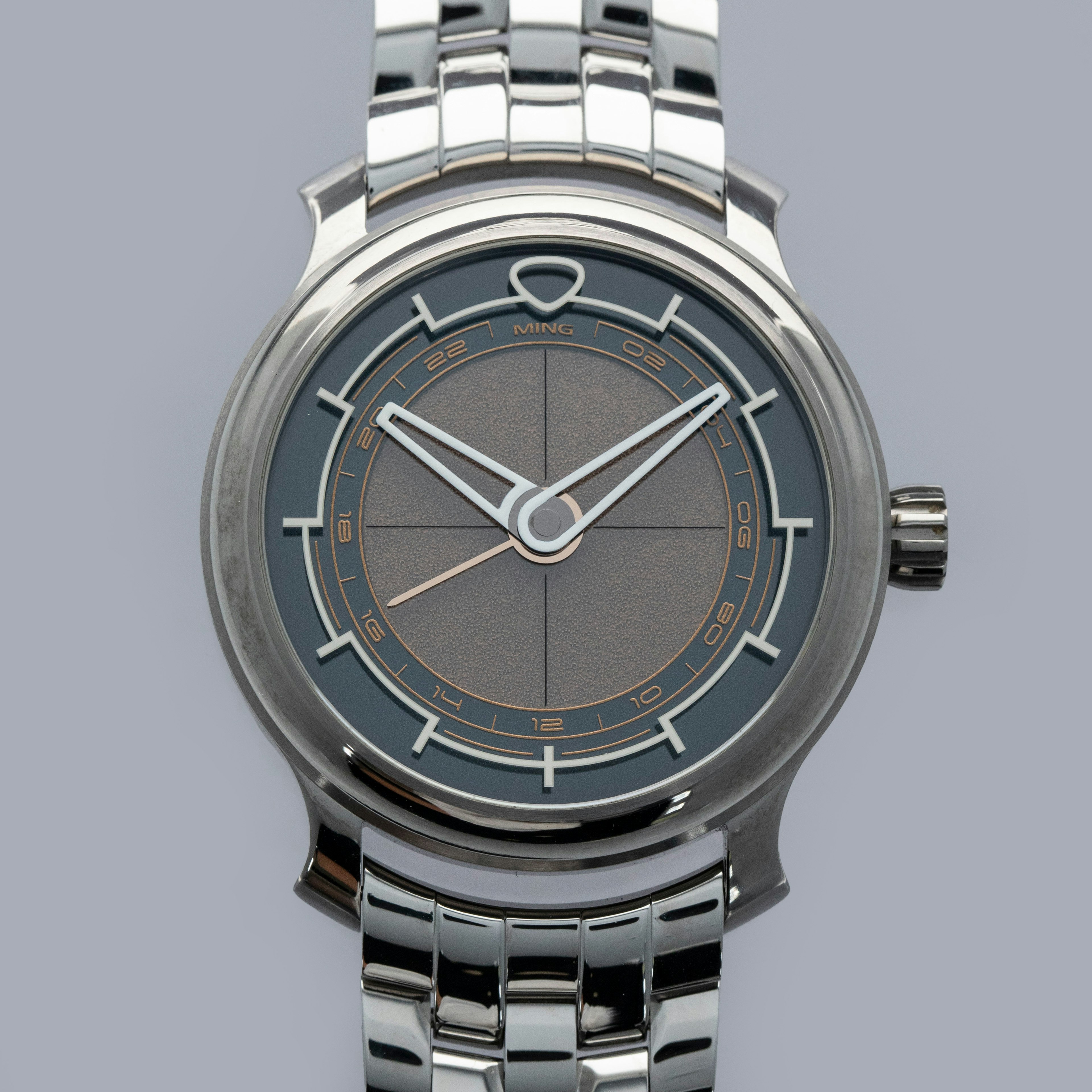Thumbnail for Ming 22.01 GMT Gilt with Stainless Steel Bracelet