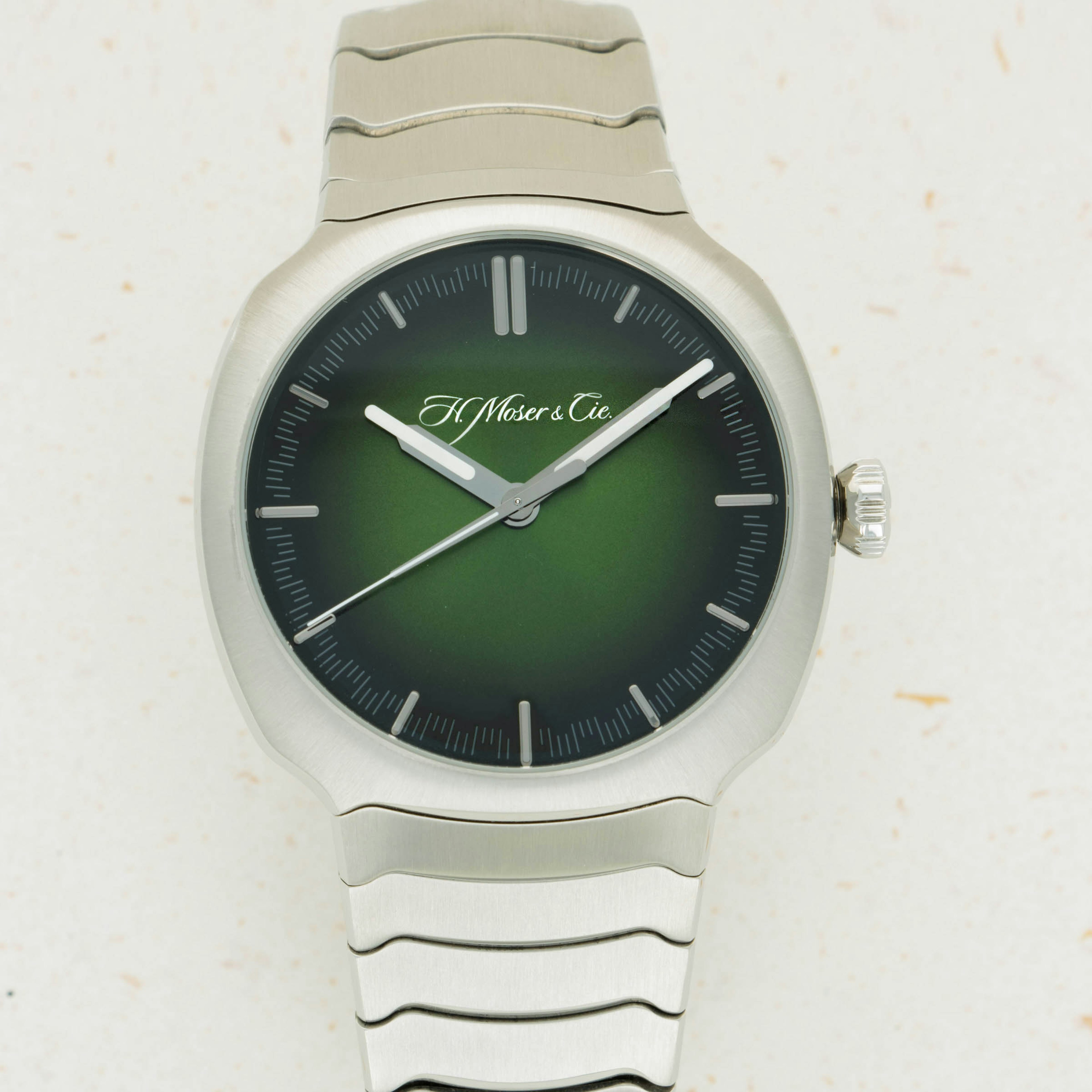 Thumbnail for H. Moser & Cie Streamliner Centre Seconds Green Dragon 6200-1200