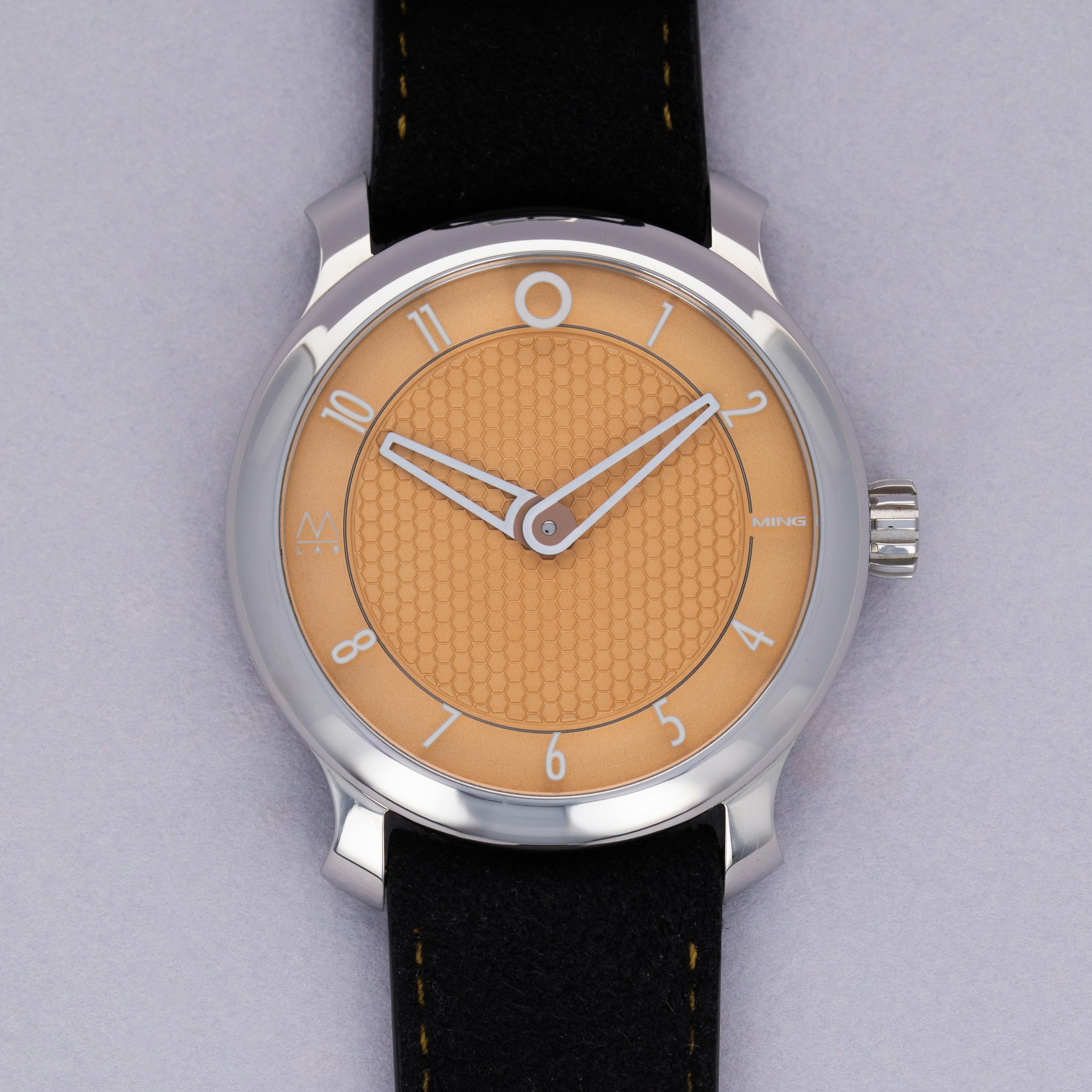 ミンミン Ming x Massena LAB 17.09 Honey Dial | Auctions | Loupe This