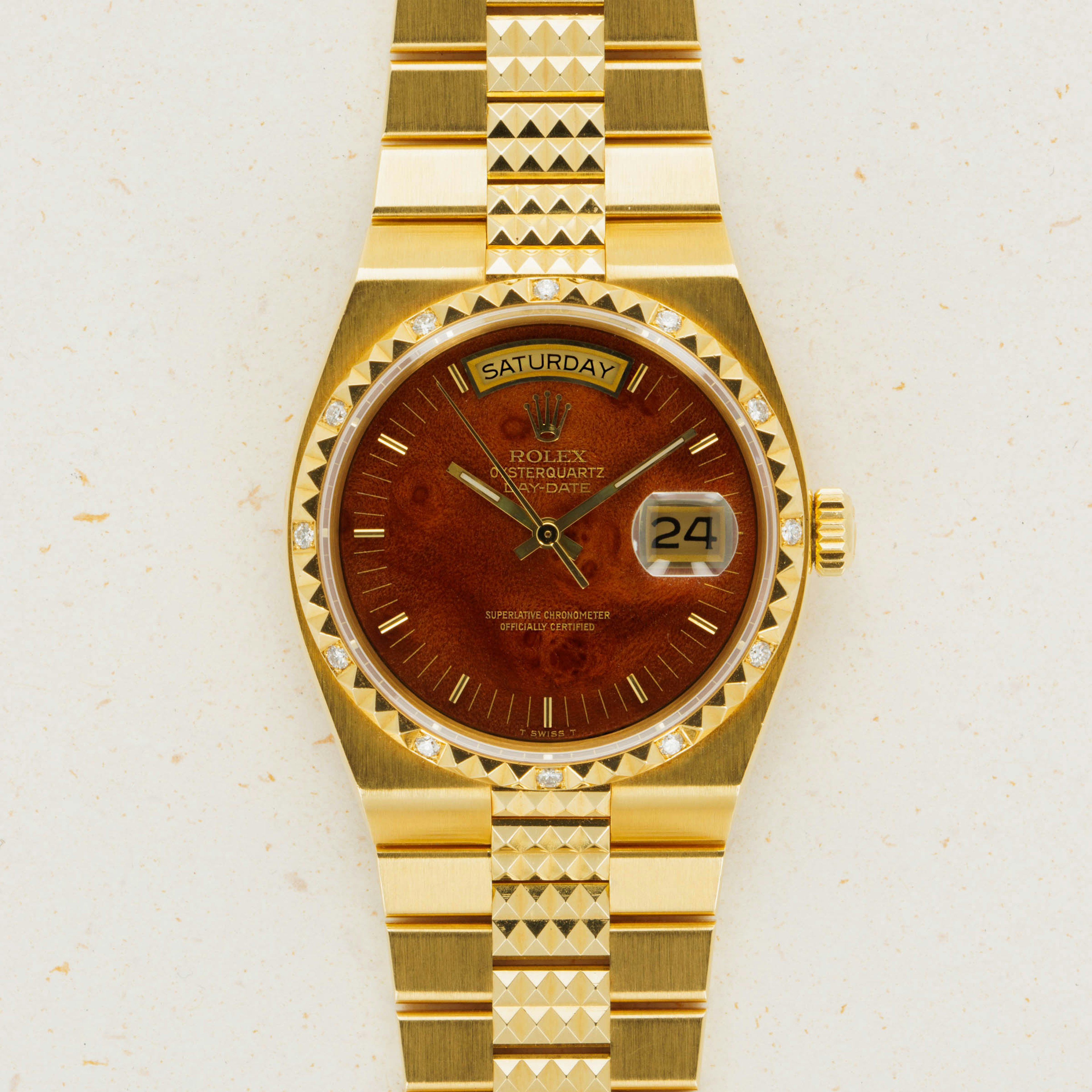 Rolex hot sale pyramid bezel