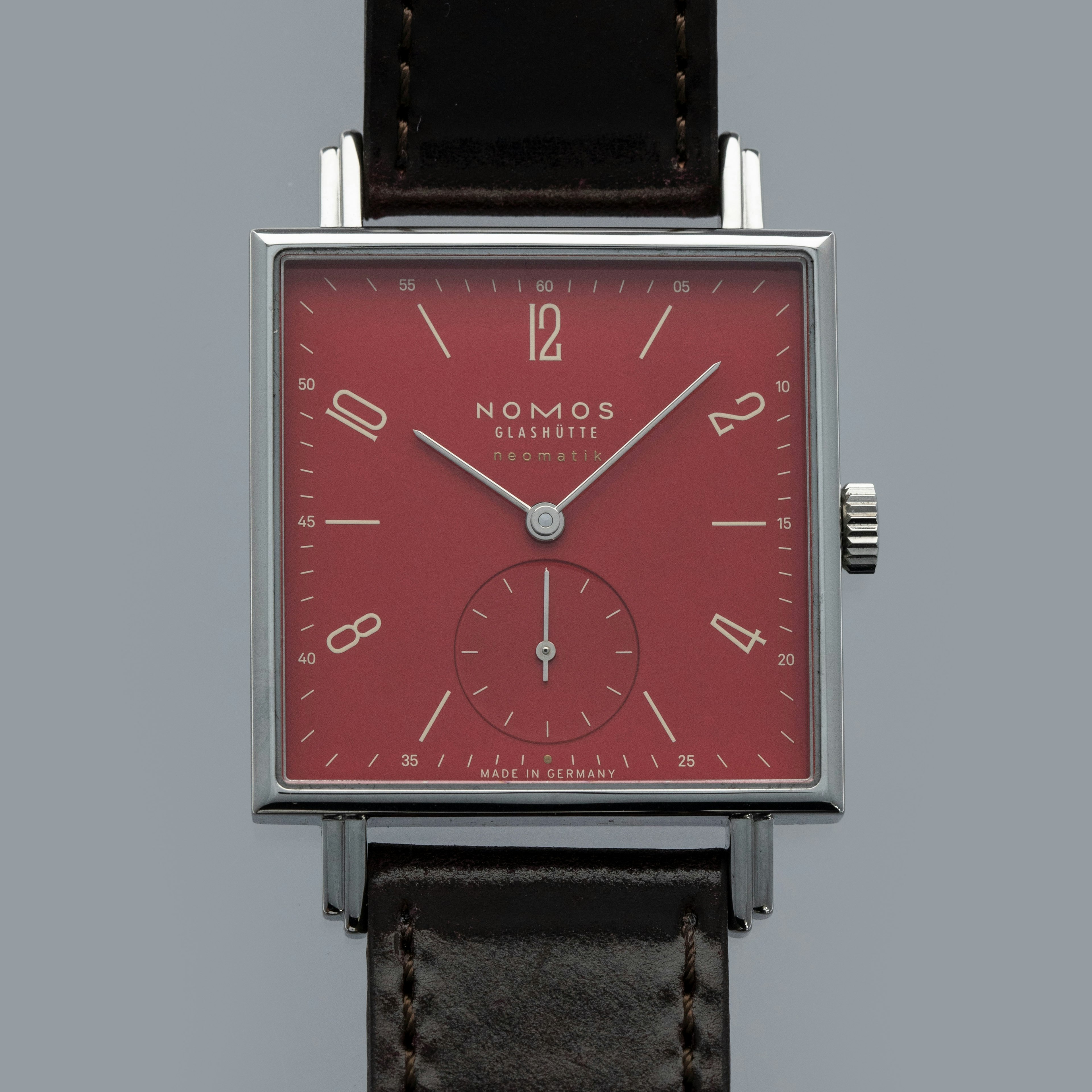 Thumbnail for Nomos Tetra Neomatik Red 175 Years Watchmaking 421.S2